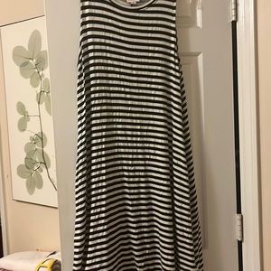 Swing dress black and white striped